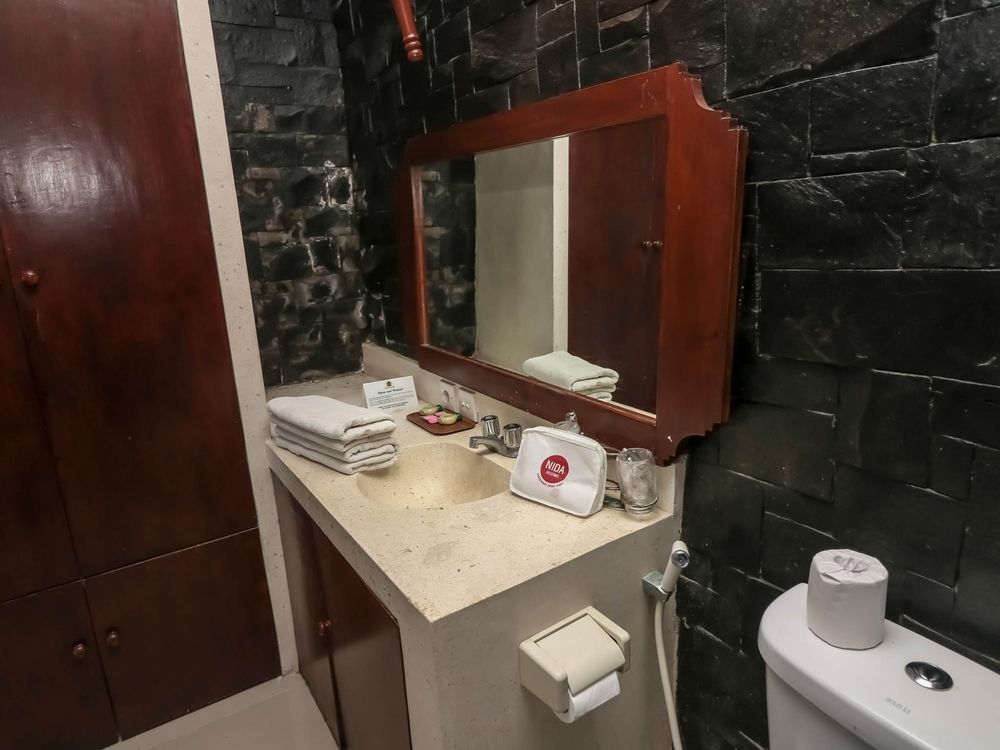 Legian Beach Hotel Kuta Lombok Dış mekan fotoğraf